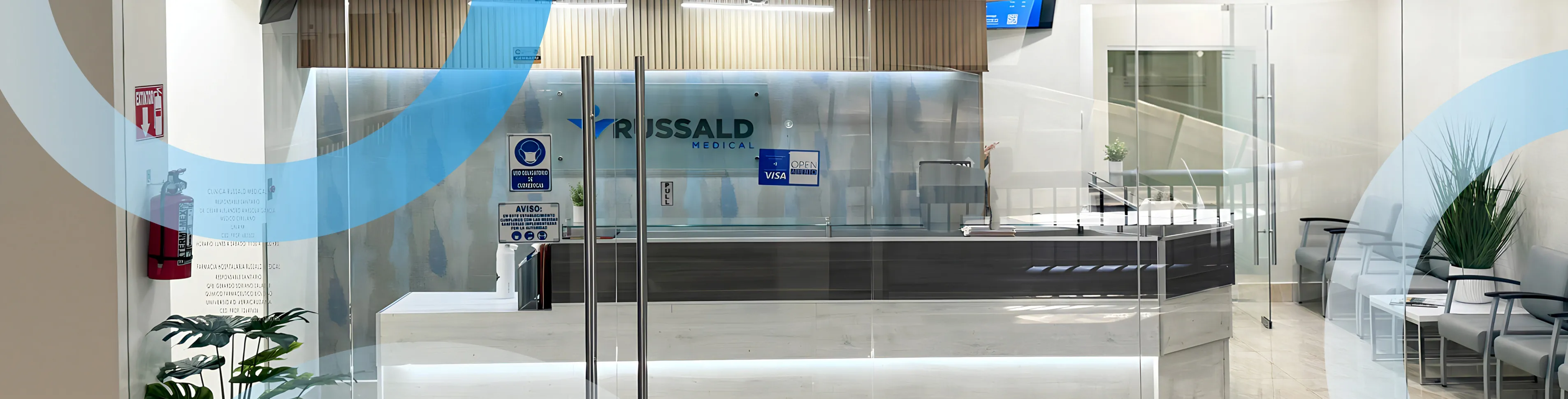 Recepción de Russald Medical Center — clínica moderna en Tijuana, México
