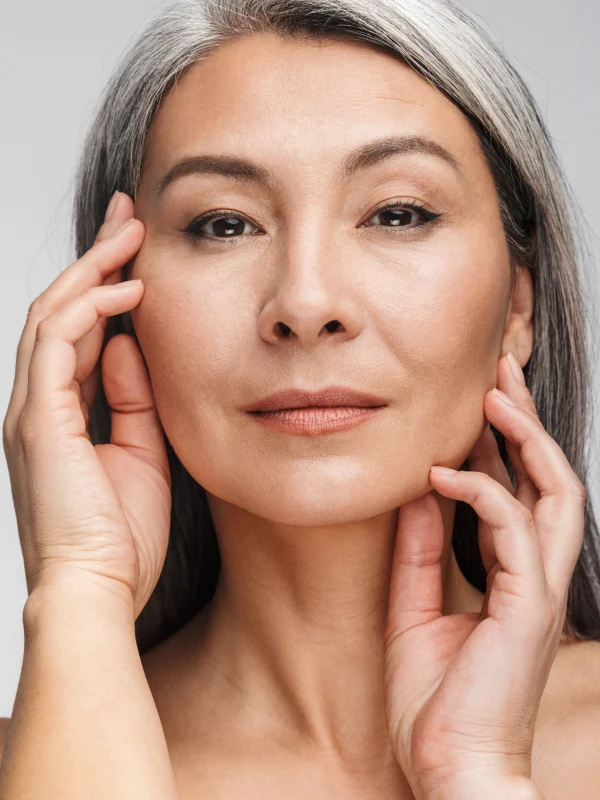 Paciente de lifting facial en Russald Medical Center