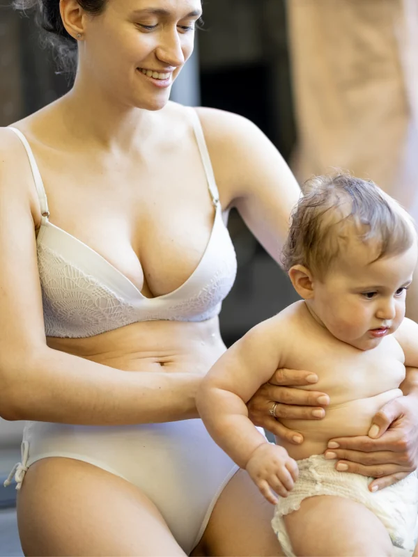 Paciente de mommy makeover en Russald Medical Center